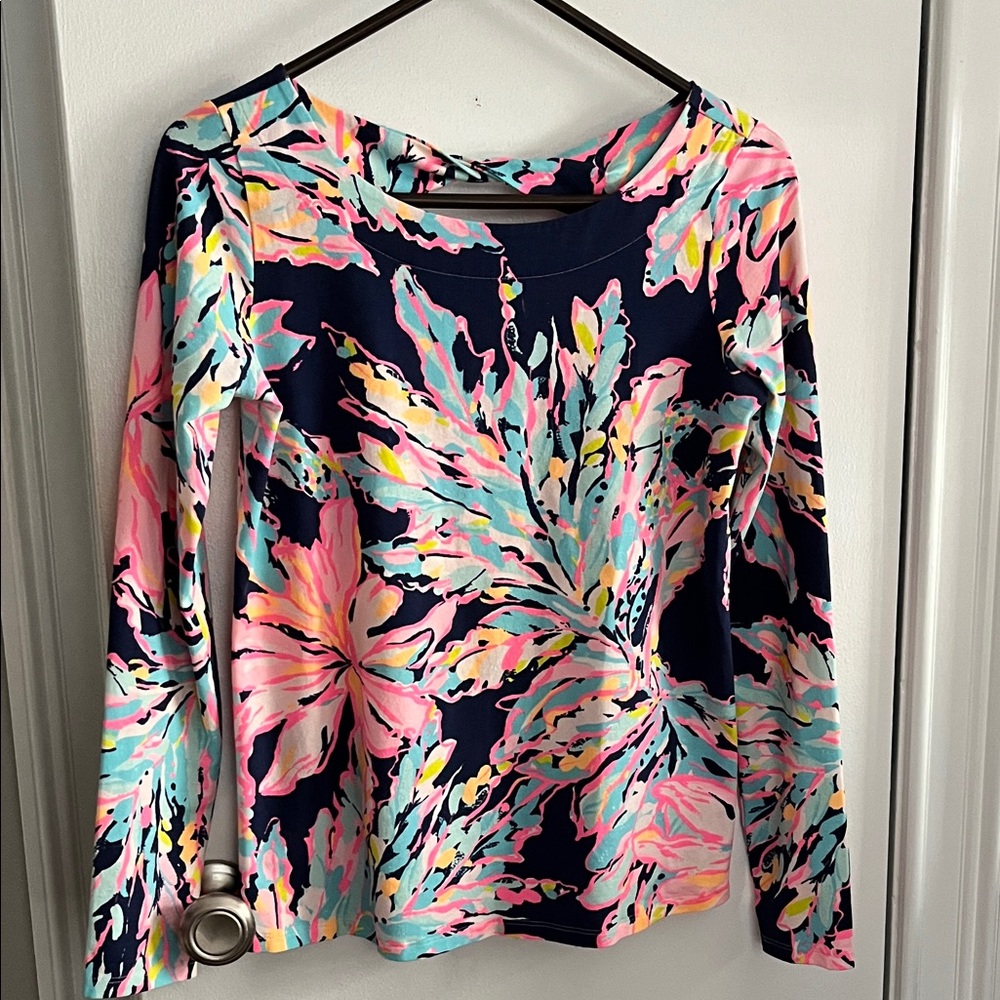 Lilly Pulitzer, long sleeve shirt small